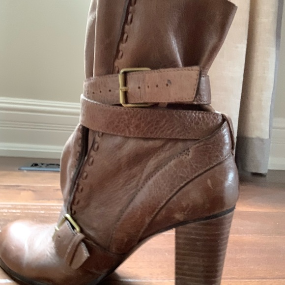Vintage inspired slouchy boot - Picture 2 of 9